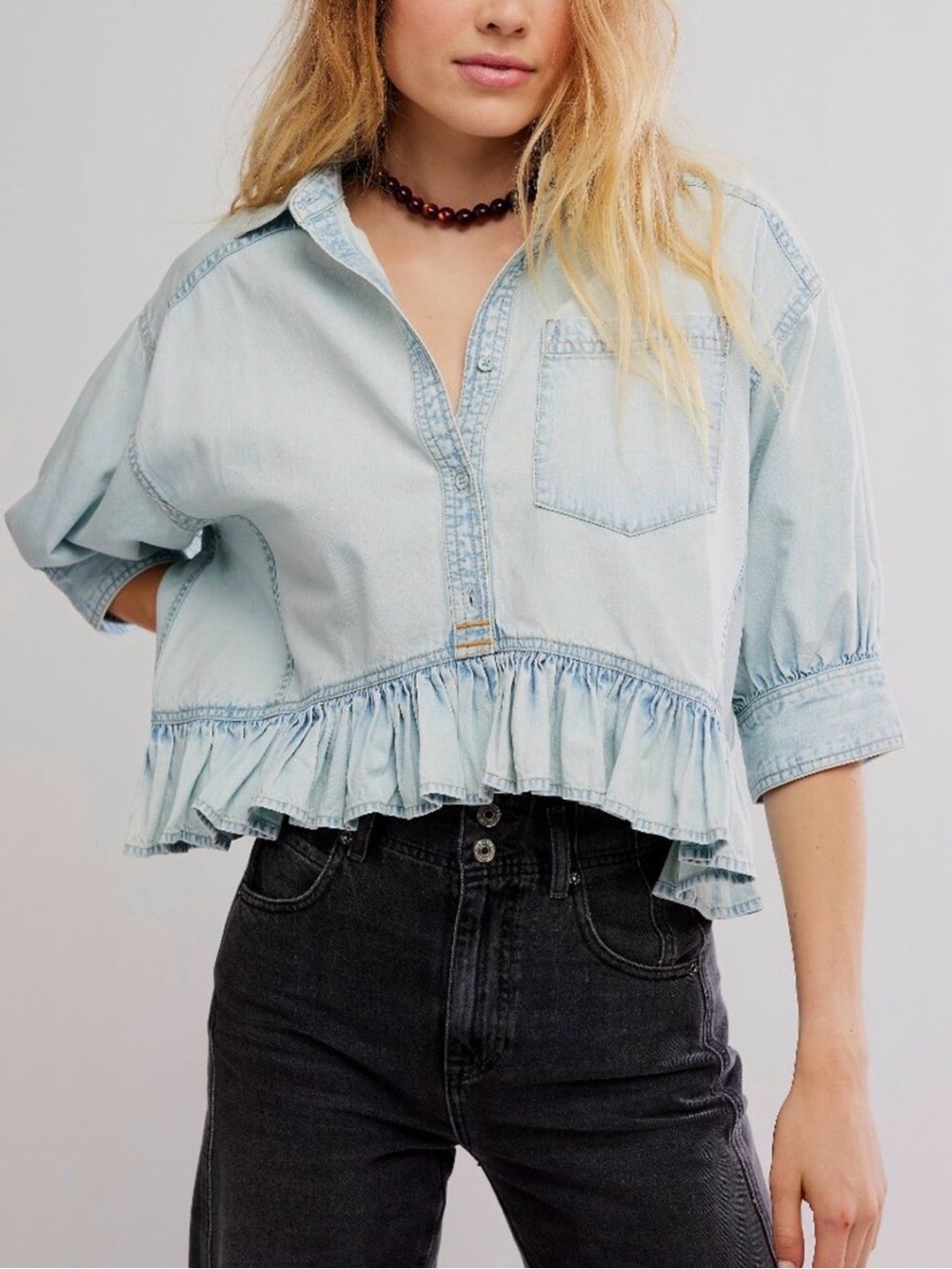 Free People Lightweight, Light-wash Relaxed Fit Denim W/Adorable Ruffled Hem NWT